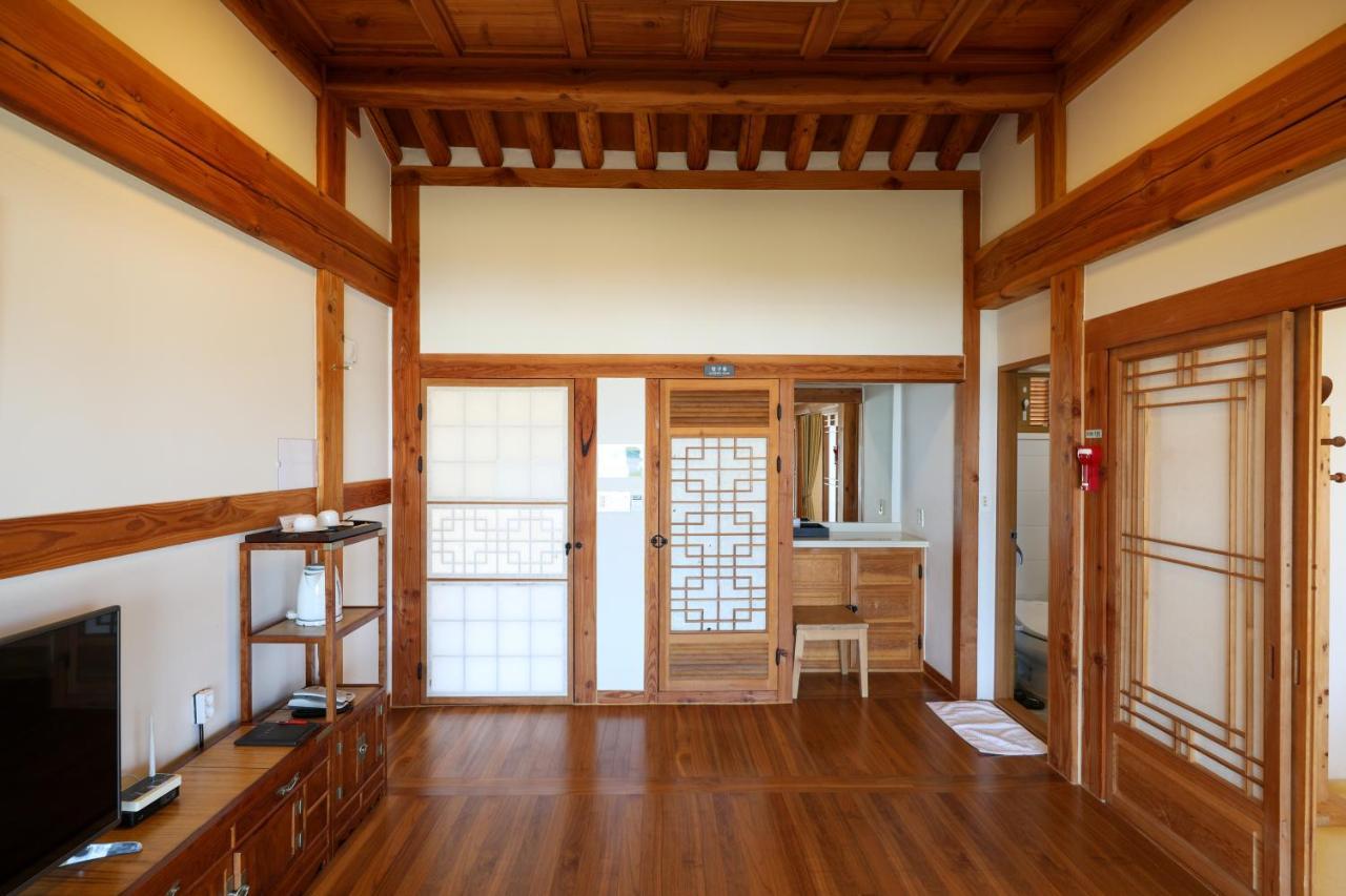 Korea Traditional Hotel O Dong Jae Yeosu Exterior photo